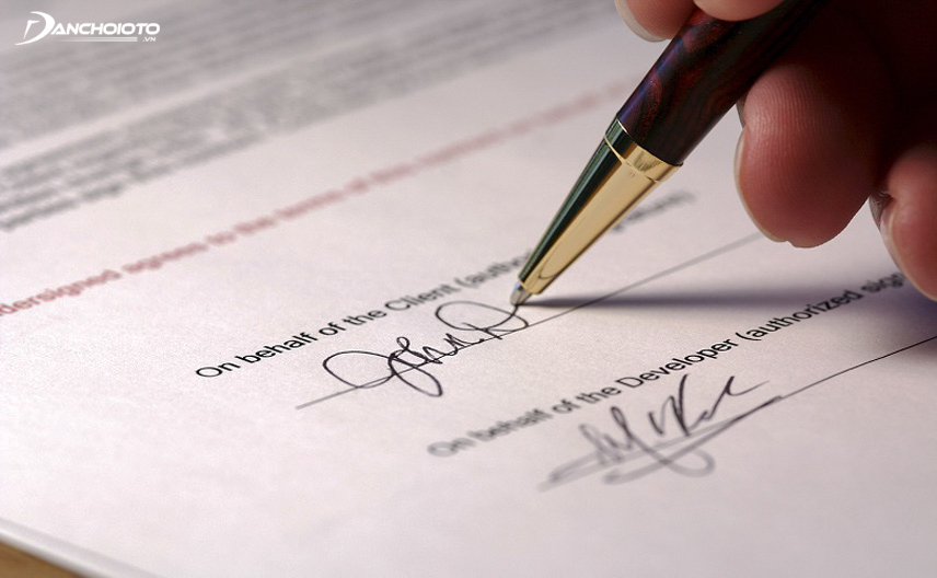 Không đặt bút ký khi thấy có bất kỳ điểm không rõ ràng nào trong hợp đồng cũng như không ký thêm bất cứ giấy tờ nào không liên quan đến thoả thuận giao dịch