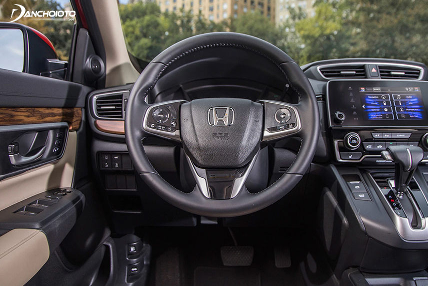Khu vực lái trên Honda CR-V 2018