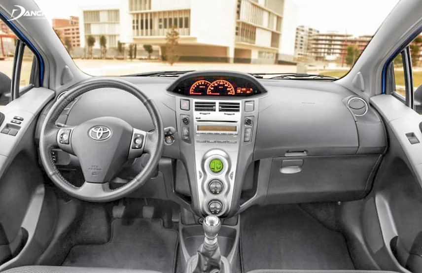 Đánh giá xe Toyota Yaris 2010