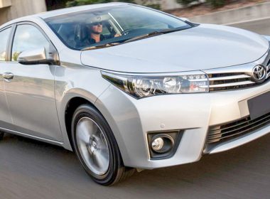 Phân tích ưu nhược điểm khi mua Toyota Corolla Altis 2016 cũ