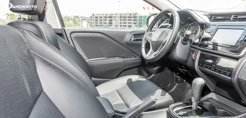 Trang thiết bị tiện nghi của Honda City 2018 phiên bản 1.5 TOP