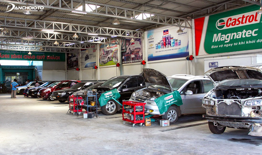 Mang xe đến xưởng để kiểm tra sẽ giúp bạn chọn được một chiếc xe Sorento đã qua sử dụng chất lượng tốt