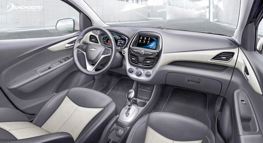 Nội thất Chevrolet Spark 2016