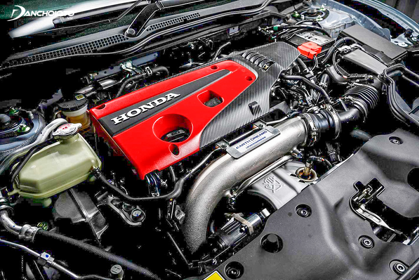 Động cơ của Honda Civic được biết đến với khả năng vận hành mạnh mẽ