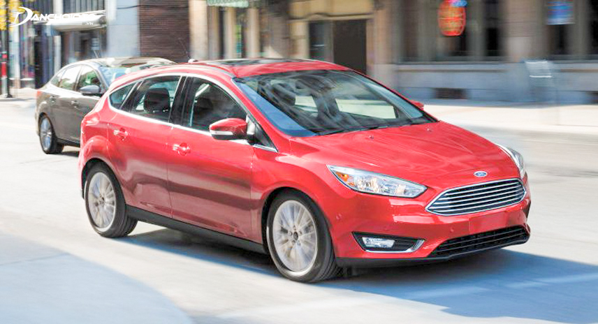 Ford Focus chiếm ưu thế hơn về khả năng tiết kiệm nhiên liệu