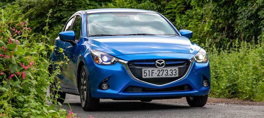 Đánh giá xe Mazda 3 2016 Nên mua Mazda3 Sedan hay Hatchback  Danhgiaxe