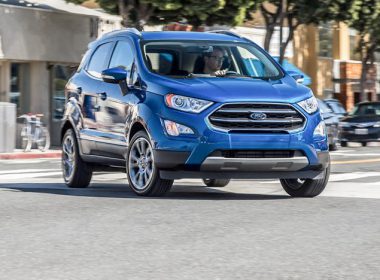 Đánh giá Ford Ecosport 1.0L Titanium 2018: Cao cấp có làm nên khác biệt?