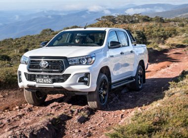 Liệu Toyota Hilux 2018 có thể giành lại được thị phần xe bán tải ở Việt Nam?