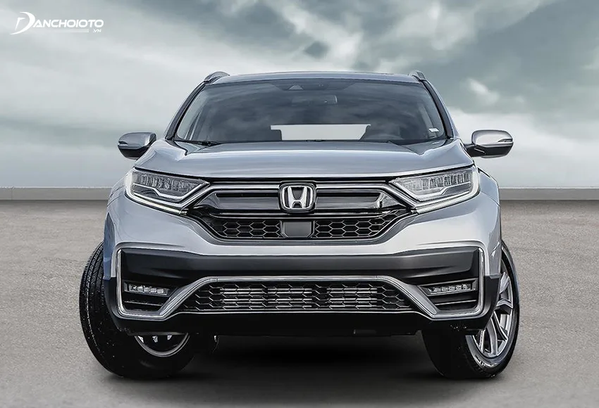 Đầu xe Honda CR-V 2023 thu hút với những đường nét thiết kế mạnh mẽ, dứt khoát