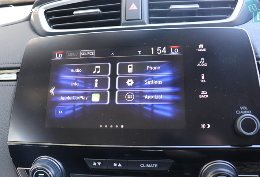 Honda CR-V G và L được trang bị màn hình trung tâm cảm ứng 7 inch