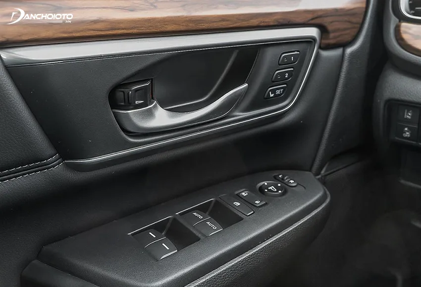Honda CR-V 2020: Giá xe lăn bánh & đánh giá thông số kỹ thuật (12/2020)