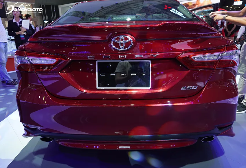 Toyota Camry 2020 không có nhiều sự phá cách nhưng cũng được đánh giá hiện đại hơn đời cũ