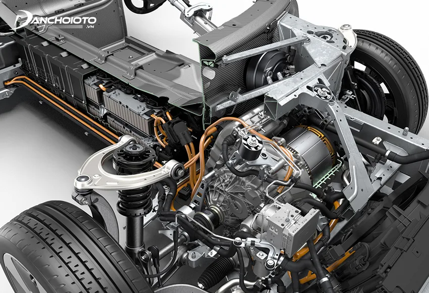 BMW i8 được trang bị hệ thống động cơ hybrid bao gồm động cơ điện và động cơ xăng
