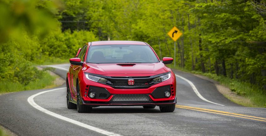Honda Civic 2021: Giá xe lăn bánh & đánh giá thông số kỹ thuật