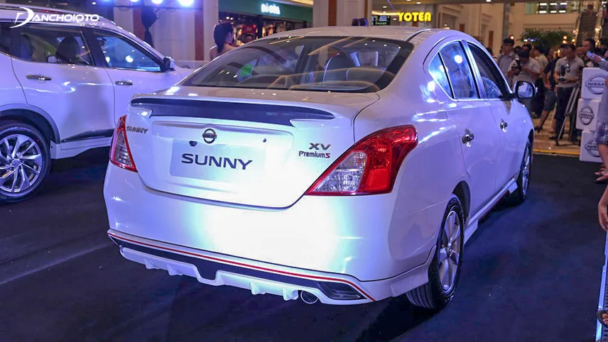 Nissan Sunny 2018 thế hệ mới bất ngờ xuất hiện tại Việt Nam