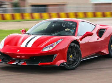 Ferrari 488: Giá