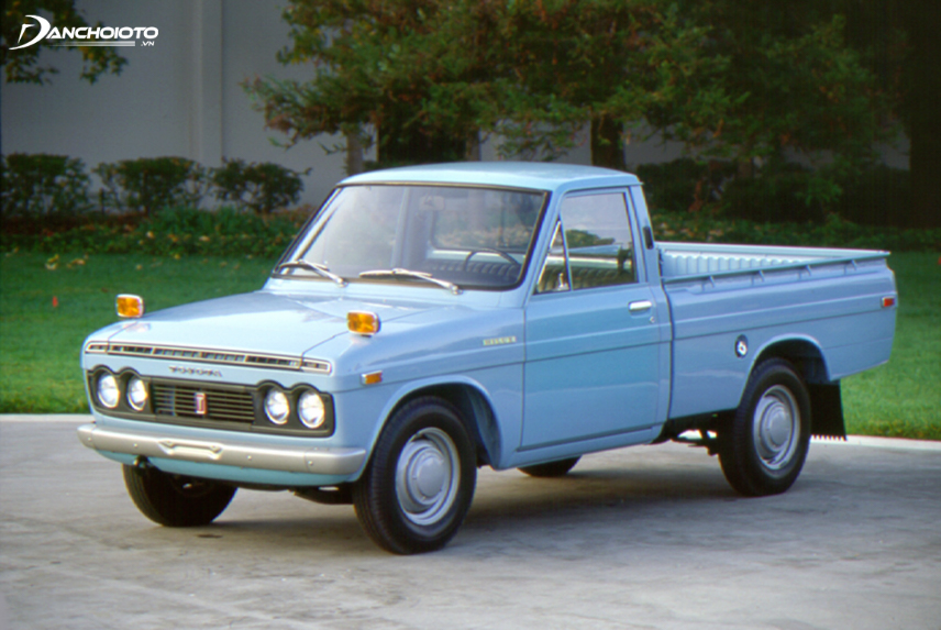 Năm 1968, Toyota Hilux ra đời lần đầu tiên với số hiệu RN10
