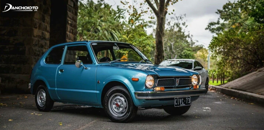 Năm 1973, Honda Civic lần đầu tiên được giới thiệu