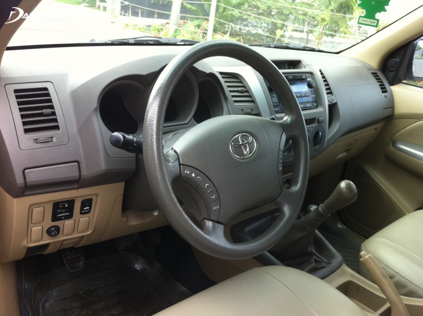 Nội thất Toyota Hilux thế hệ thứ 7