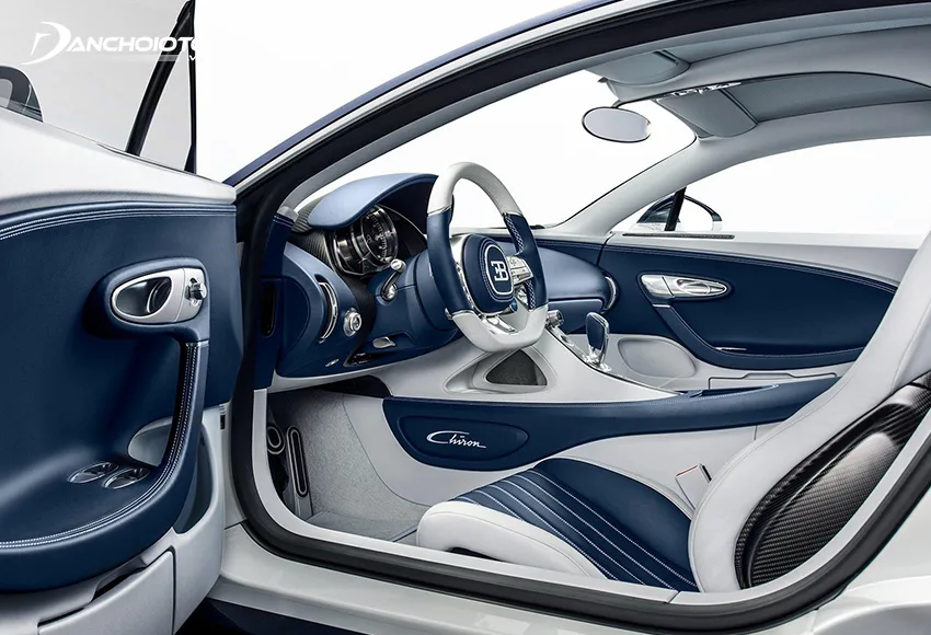 Thiết kế khoang lái Bugatti Chiron tinh tế đến từng chi tiết