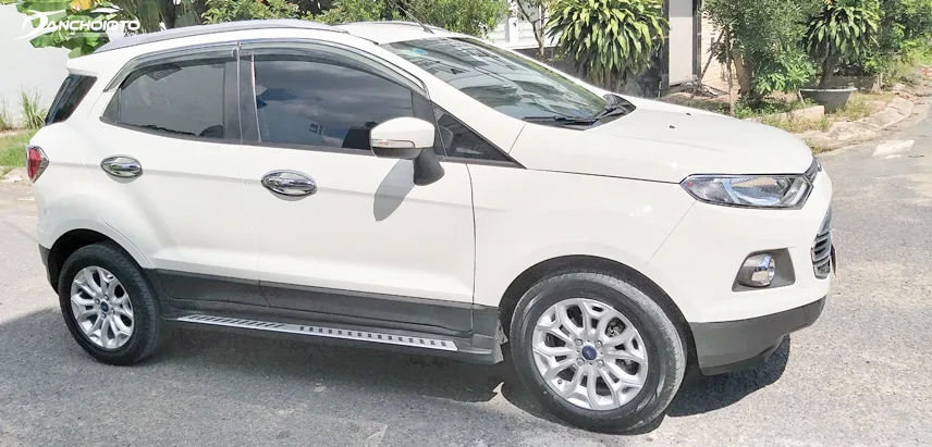 Bán xe ô tô Ford EcoSport Titanium 15L AT 2016 giá 425 Triệu  4744713