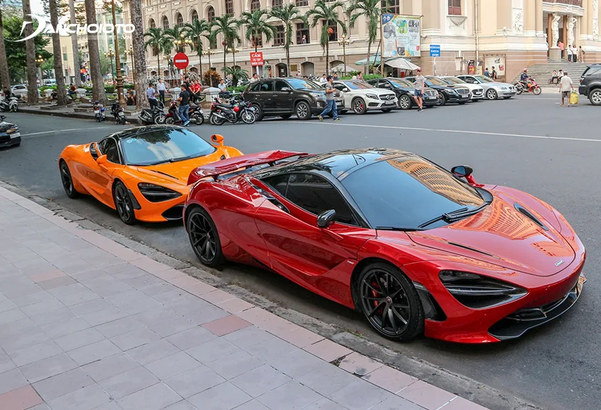McLaren 720S màu đỏ cực độc xuất hiện trên đường phố Đà Nẵng