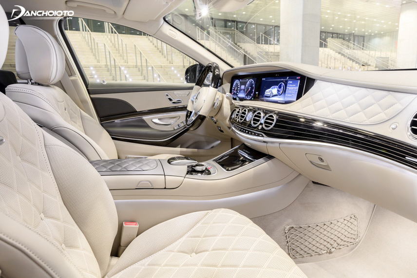 Vehicles equipped with high-grade leather seats for all versions
