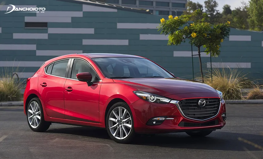 The price of the Mazda 3 hatchback is more expensive than the sedan version