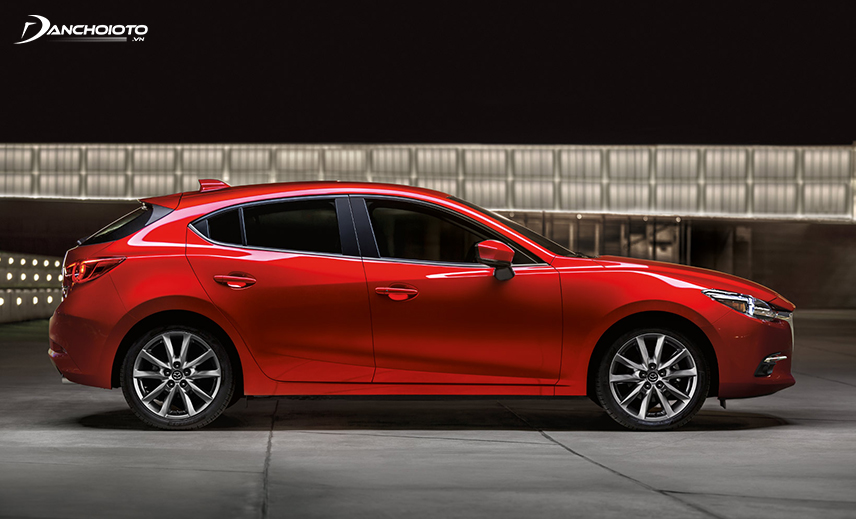 Mazda 3 hatchback được đánh giá là nhỏ gọn và thiết thực