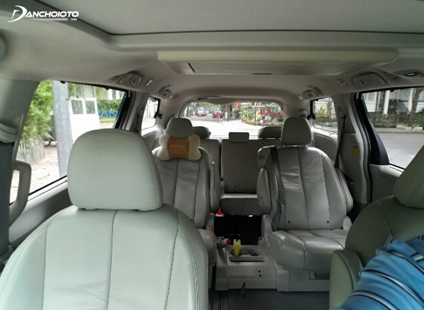 2011 Toyota Sienna 11 Interior Photos  US News