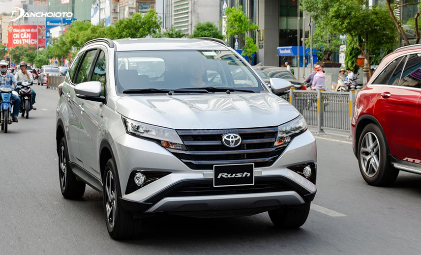 Nếu muốn mua xe Toyota giá 600 triệu 7 chỗ, người mua có thể cân nhắc đến Toyota Rush 2019
