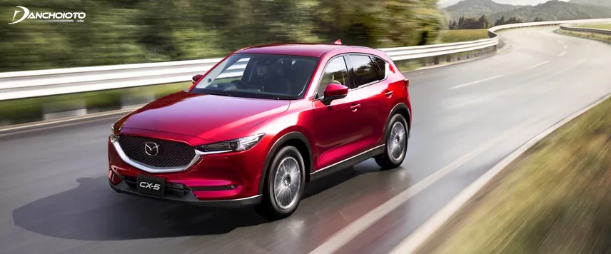 CX-5 có phần vượt trội hơn xe Tucson bởi có trang bị các tính năng an toàn vào loại tiên tiến