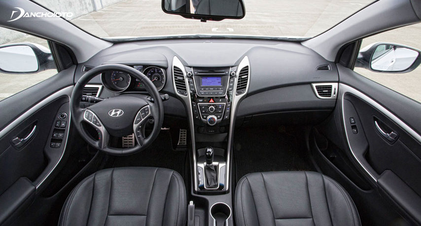 Taplo Hyundai Elantra 2013 - 2015