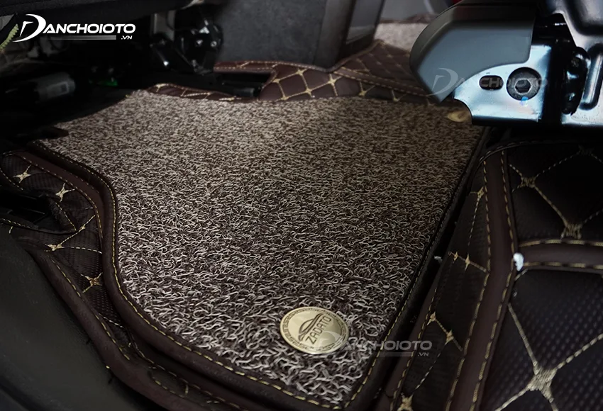 Thảm lót sàn xe ô tô 5D, 6D có khả năng chống ồn tốt nhất hiện nay