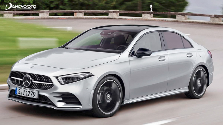 Mercedes-Benz A-Class 2019 có khả năng nhận diện va chạm tiềm ẩn