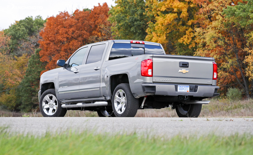 Thiết kế đuôi của Chevrolet Silverado 2018