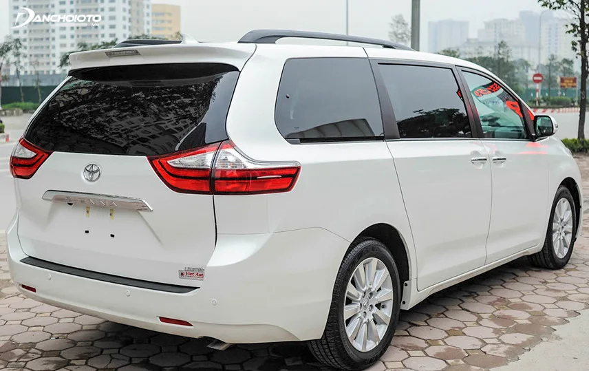 Đánh giá xe Toyota Sienna 2015 cũ: Lựa chọn tiện nghi giá mềm