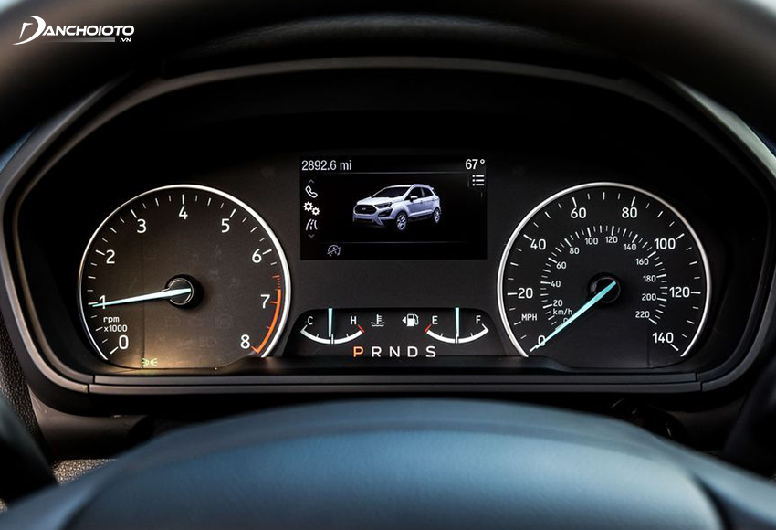 Cụm đồng hồ Ford EcoSport 2023 được trang bị màn hình hiển thị đa thông tin 4.2 inch