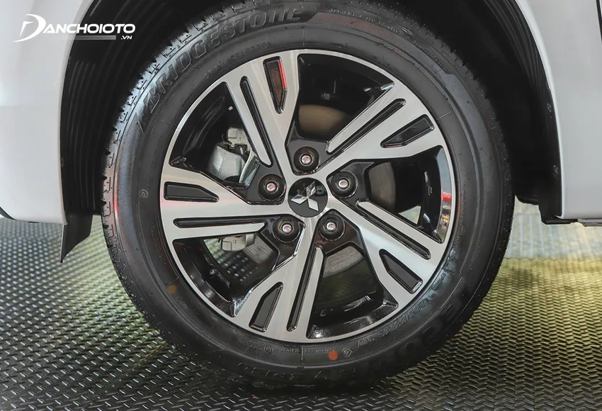Lazang Mitsubishi Xpander 2020 vẫn 16 inch nhưng đổi thiết kế mới
