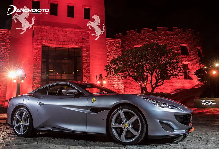 Ferrari Portofino sở hữu diện mạo hoàn toàn mới, sắc sảo và góc cạnh hơn