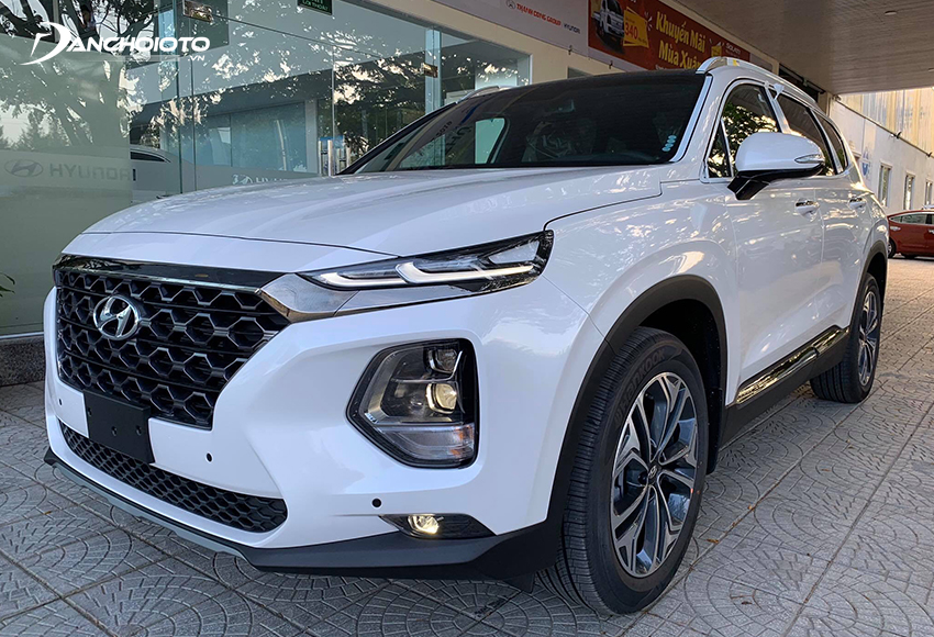Hyundai SantaFe, Mazda CX-8 phù hợp để đi phố, đề cao tính tiện nghi