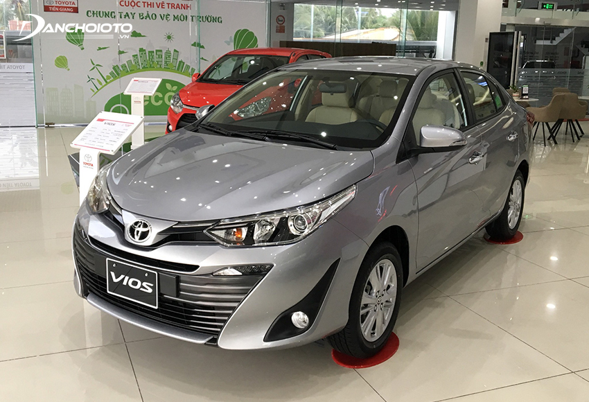 So sánh Kia Soluto và Toyota Vios, 2 mẫu xe có sự khác biệt khá lớn
