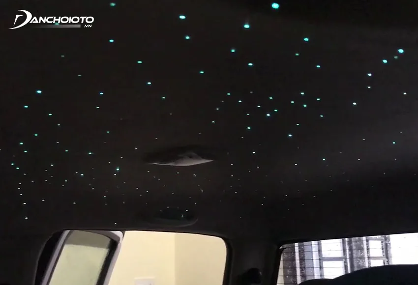 LED trần sao ô tô