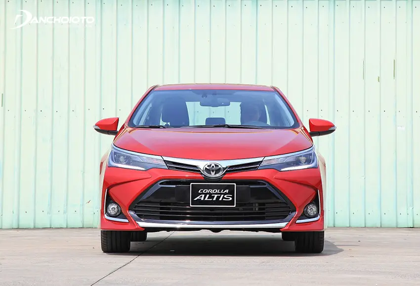 Ở phiên bản 2020, Toyota Corolla Altis có sự đổi mới trẻ trung và năng động hơn