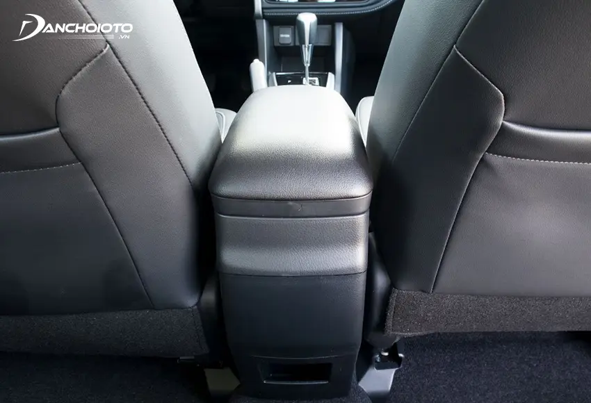 Toyota Corolla Altis 2020 không có cửa gió hàng ghế sau