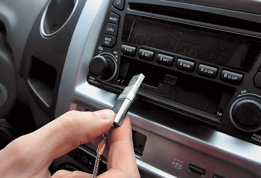 cách làm usb an toàn - Kinh nghiệm mua USB ô tô, cách tạo USB nghe nhạc trên ô tô
