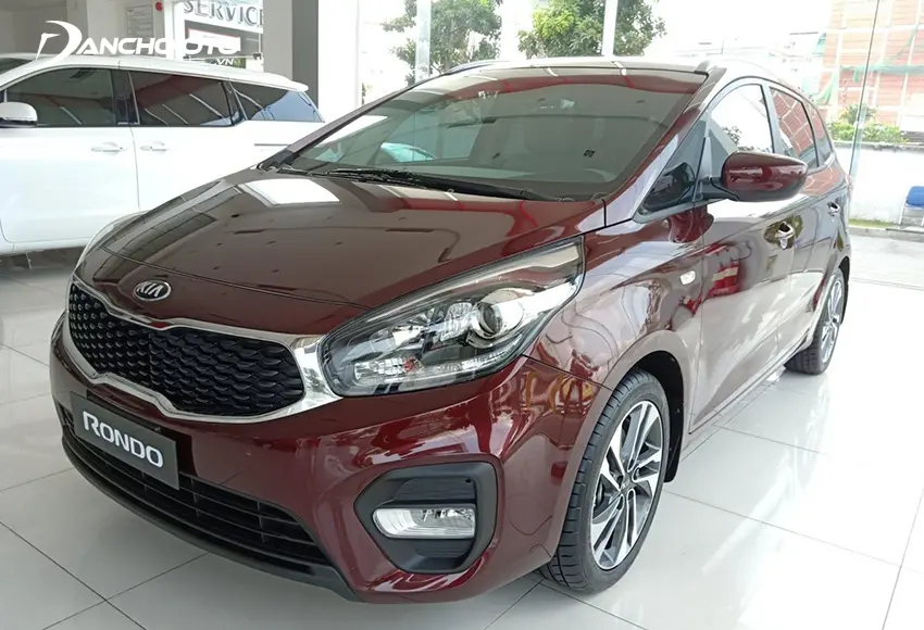 So sánh Innova và Rondo, Kia Rondo được định hướng là một mẫu xe gia đình nhỏ gọn