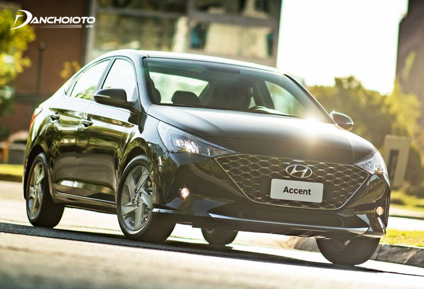 Hyundai Accent có ưu thế lớn về thiết kế, hệ thống trang bị tiện nghi lẫn hệ thống an toàn