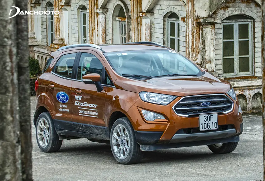 Ford EcoSport là xe 5 chỗ gầm cao giá rẻ có mặt đầu tiên ở thị trường Việt Nam