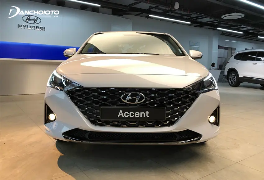 Hyundai Accent là một mẫu xe sedan hạng B có giá bán hấp dẫn, thiết kế bắt mắt